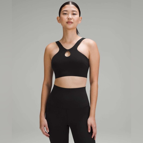 Lululemon SmoothCover Front Cut-Out Yoga Bra in Black - Picture 2 of 13